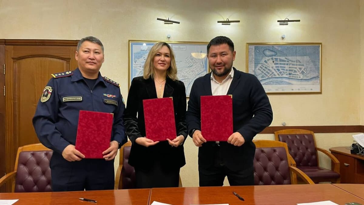 В Якутске подписали соглашение о завершении проекта по созданию низкозастывающей жидкости для пожаротушения в арктических условиях