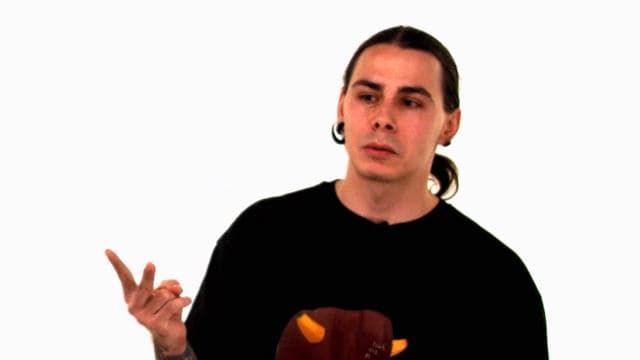 Молодой кандидат сельскохозяйственных наук Иван Алфёров в проекте "100 вопросов учёному"